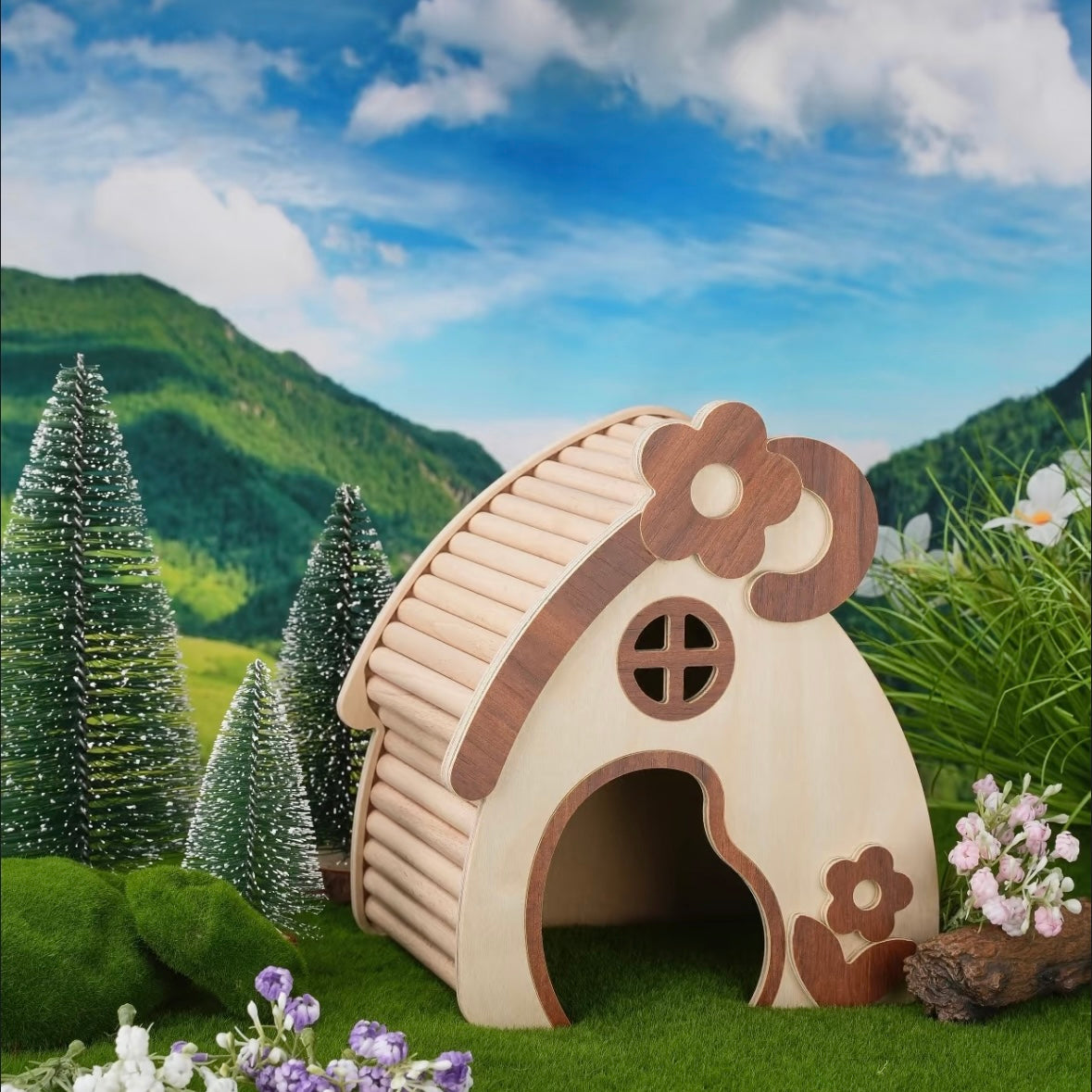 Flower Roof Wooden Hamster Hideout